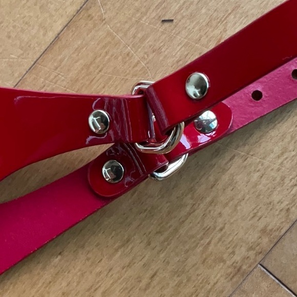 MarieMur Red leather bondage bra and panties - Picture 9 of 14